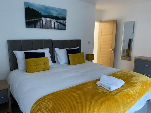 Marie'S Serviced Apartments- 2 Bedroom City Stay Bedford Zewnętrze zdjęcie